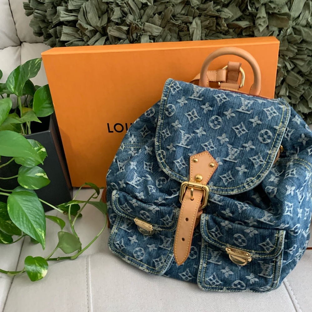 ❌❌SOLD❌❌ Louis Vuitton 2006 collection denim backpack